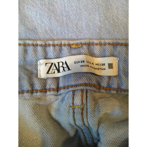 Zara Women’s High Rise Mom Jeans Size 4 Light Wash Tapered Leg Denim - Picture 4 of 12